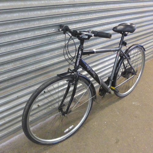 2128 - An Apollo Highway aluminium touring bike with mudguards   * Police repossession