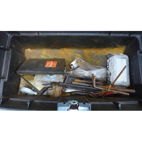 2015 - 6 assorted toolboxes including two Stanley 12.5” series 2000 toolboxes, a large Stanley tool box, a ... 