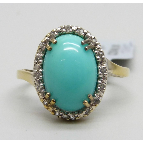 1018 - A silver gilt turquoise and topaz ring, T/U