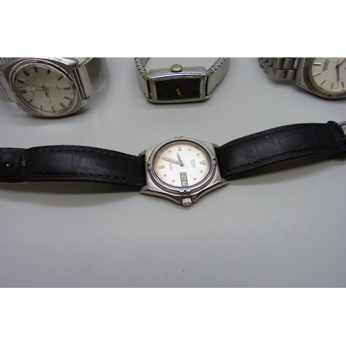 1026 - Three Seiko wristwatches and a Cyma wristwatch lacking dial