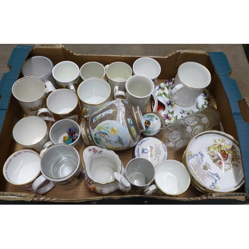 1070 - Decorative and commemorative china, Aynsley, Royal Worcester and others **PLEASE NOTE THIS LOT IS NO... 