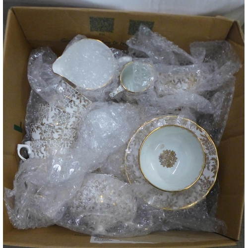 1080 - A collection of teaware and a chintz coffee service (2 boxes) **PLEASE NOTE THIS LOT IS NOT ELIGIBLE... 