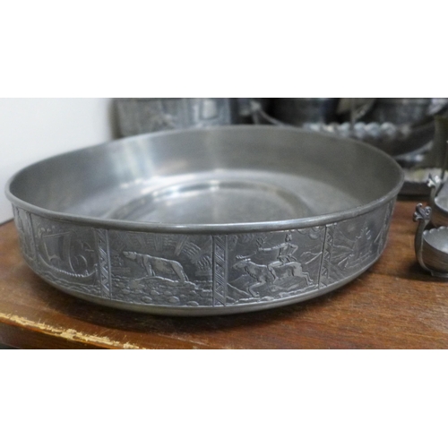 655 - A collection of Norwegian pewter