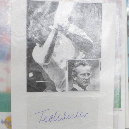 696 - Autograph Editions Signed Photograpoh Folder including Ian Botham, Jack Charlton, George Cohen, Roge... 