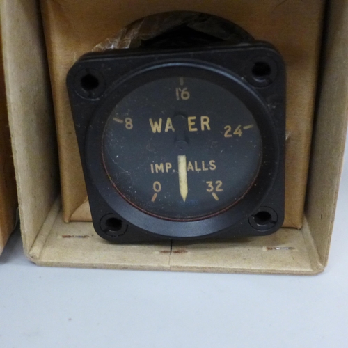 713 - Five aircraft gauges including Smiths RPM gauge and a smoke/gas mask