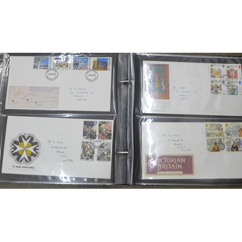 714 - Great Britain - box of eight single page albums and two double page albums containing more than 350 ... 