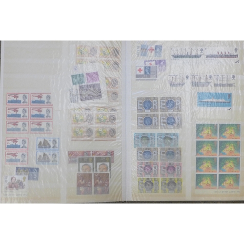 720 - Stamps; an album with GPO books, 2/- to 6/-, 1935 Silver Jubilee booklets, later Royal Mail books, s... 