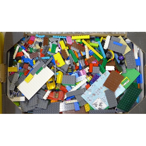 732 - A collection of Lego