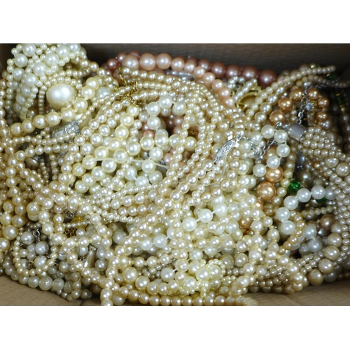 743 - A collection of pearl necklets and bracelets