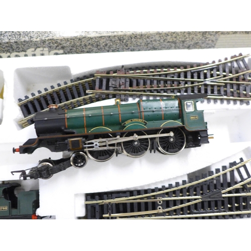 762 - A Hornby Railways GWR mixed Traffic electric train set, R694, also with a King Edward I model locomo... 