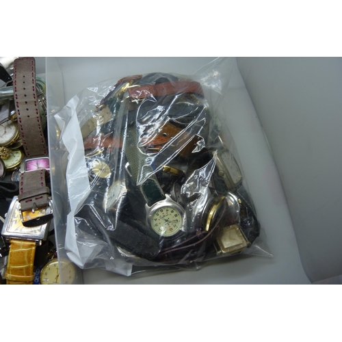 899 - A collection of gentleman's wristwatches, (2 bags)