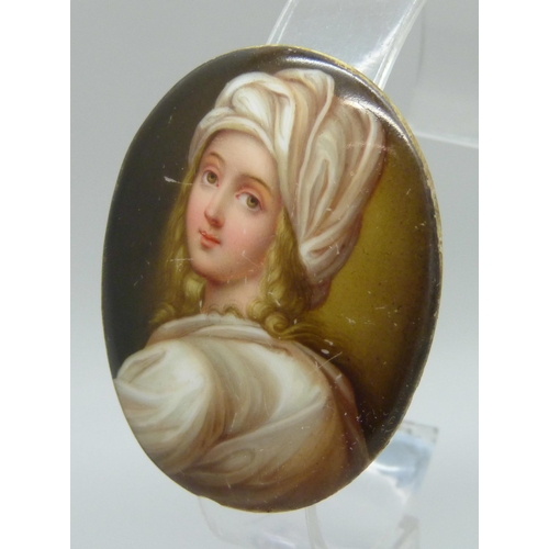 908 - A 19th Century porcelain portrait plaque of Beatrice Cenci, (1577-1599), no markings, 5cm x 4cm