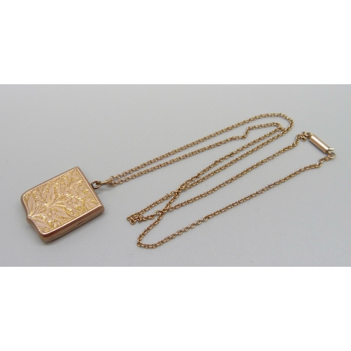 952 - An Edward VII 9ct gold floral engraved locket, Birmingham 1903, on a 9ct gold chain, 8.4g, chain 47c... 