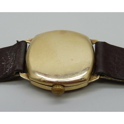 969 - A gentleman's Rotary 9ct gold cased wristwatch, 28mm case