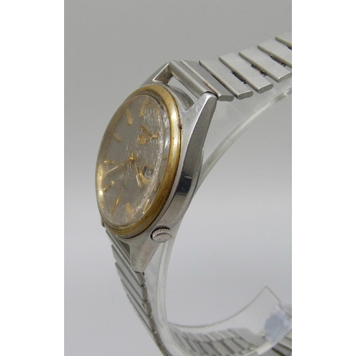 971 - A gentleman's Seiko '5' automatic day-date wristwatch, back inscribed