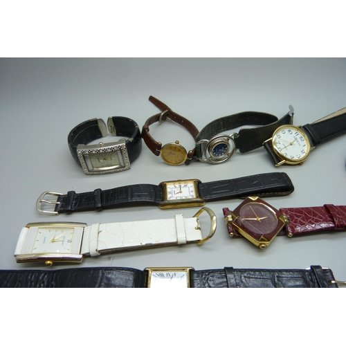 985 - A collection of lady's wristwatches