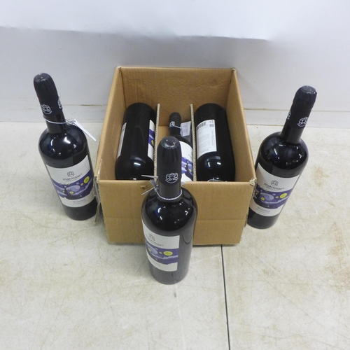 2049 - A box of Six 750ml bottles of Matronae Wincent Primitivo IGP red wine