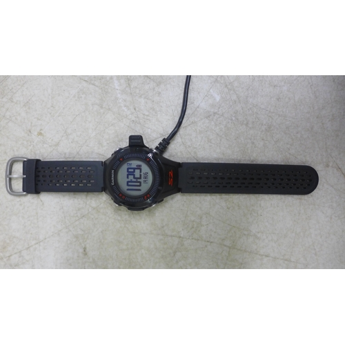 2071 - A Garmin Approach S2 Smart golf watch with USB charger