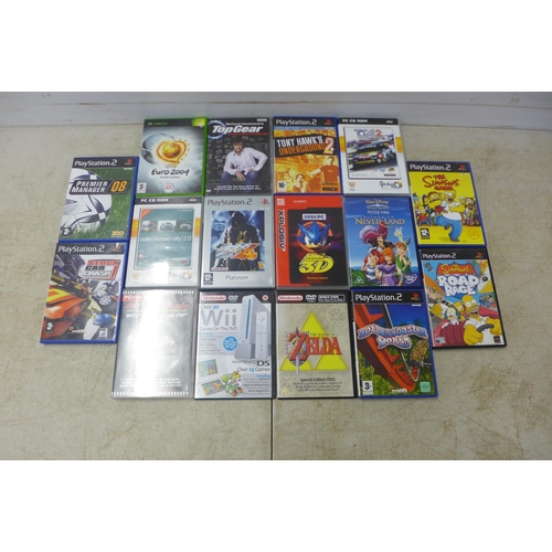 2074 - A quantity of assorted computer games for PlayStation 1 and PlayStation 2 including The Simpsons Roa... 