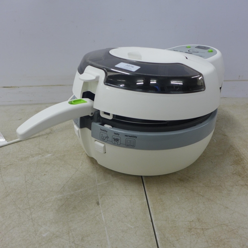 2076 - A Tefal Actifry air fryer