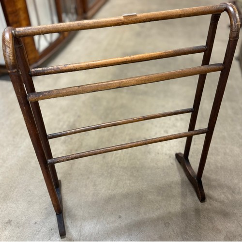 181 - A Victorian mahogany towel rail