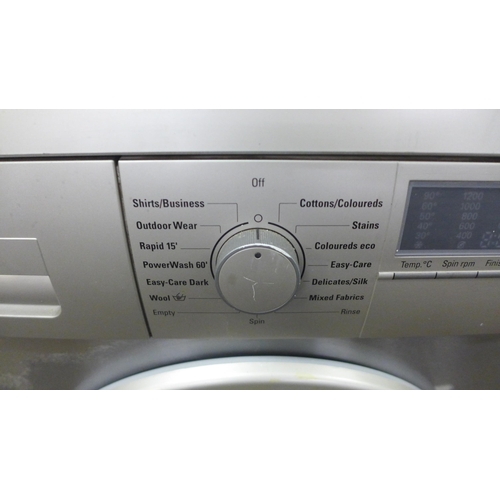 2107 - A Siemens WM12E46SGB/02, 220-240V washing machine