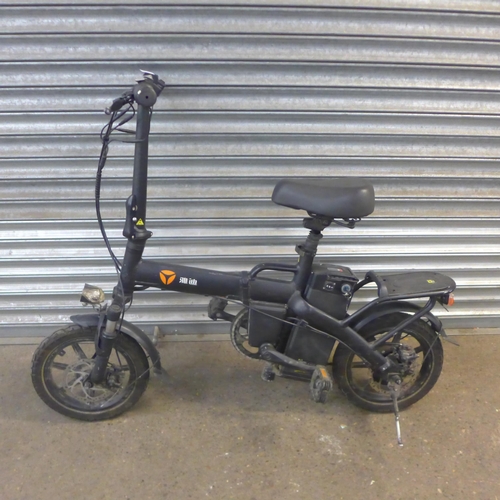 2132 - A folding electric city bike - with battery no charger