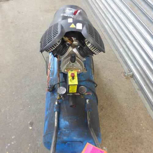 2141 - An Air Master Tiger TIG16/1010 turbo air compressor (8374) - sold as scrap  *This lot is subject to ... 