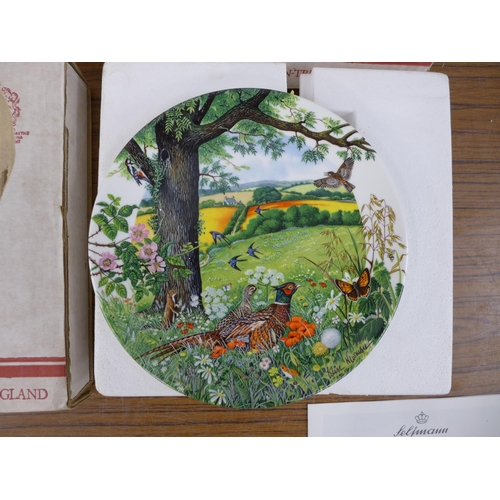 2331 - 6 collectable art scene plates