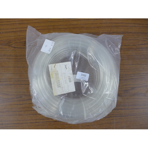 2332 - A 25 metre roll of 10mm diameter x 6.5mm bore clear polythene tube