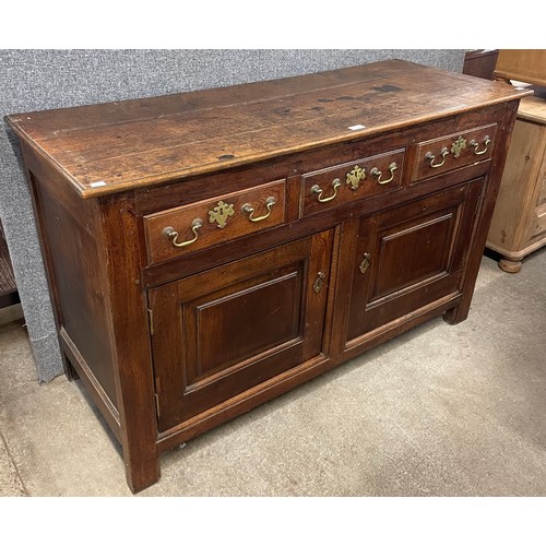 122 - A George III Welsh oak dresser