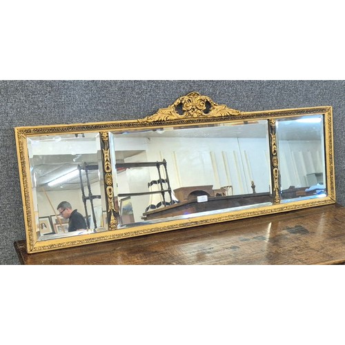 371 - A Regency style gilt framed mirror