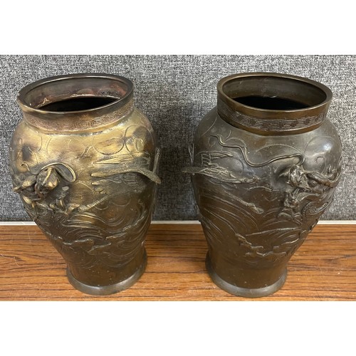 368 - A pair of Japanese Meiji period bronze vases