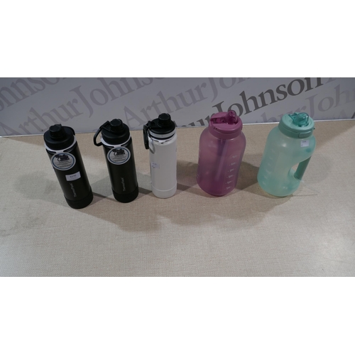 6270 - Two Ello Water Bottles (1.8L) and Three ThermoFlasks (329-181)   * This lot is subject to vat