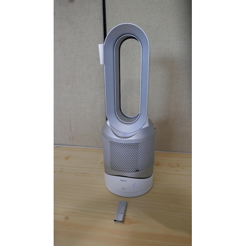 6021 - Dyson Hp00 Heater Cooler with remote, Original RRP £364.99 + vat           (329-429)   * This lot is... 