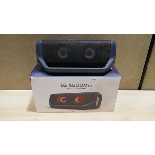 6093 - LG Pn7 Wireless Speaker, No Charger (Damaged)  (329-433)   * This lot is subject to vat