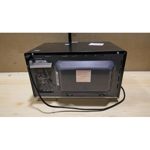 6161 - Panasonic Solo Black Microwave   (329-8)   * This lot is subject to vat