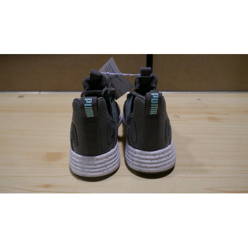 6211 - A pair of Puma Contempt demi mesh womens grey trainers ( UK size 5) with box (329)  * This lot is su... 