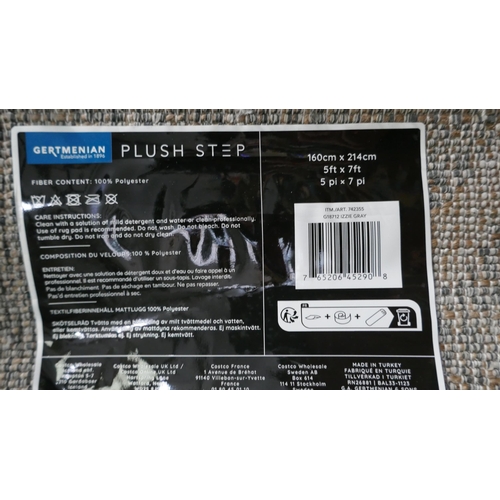 6384 - Plush Step Izzie Gray Area Rug (160x214cm) (329-18)   * This lot is subject to vat