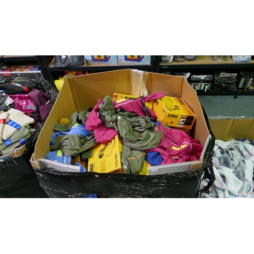 6298 - A pallet of clothing to include: Dewalt Mason Safety Boots, Champion, 32 heat, Skechers, etc. (329-3... 