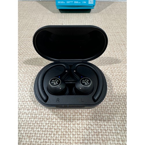 6070 - Jlab epic air sport earbuds  ( 329-805)  * This lot is subject to vat