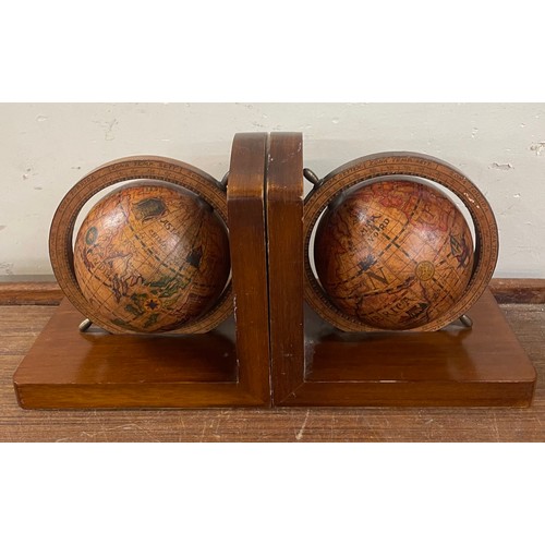 26A - A pair of Italian terrestrial globe bookends