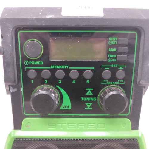 2006 - A Hitachi Koko UR18D5L, 18V, site radio with battery - no charger