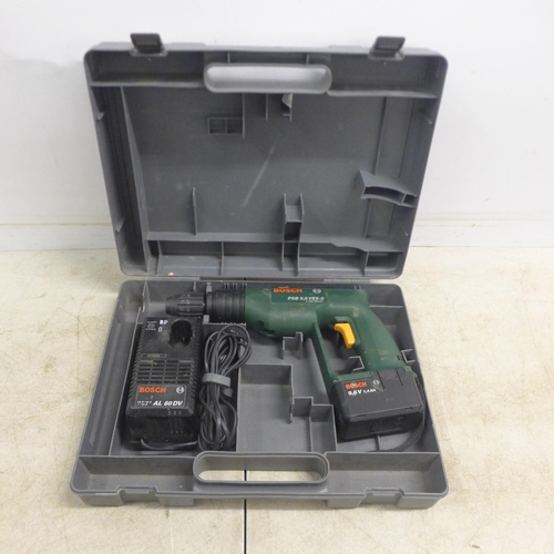 2021 - A Bosch PSB 9.6 VES-2, 9.6V power drill with battery and charger