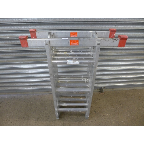 2134 - An adjustable aluminium multi-purpose ladder