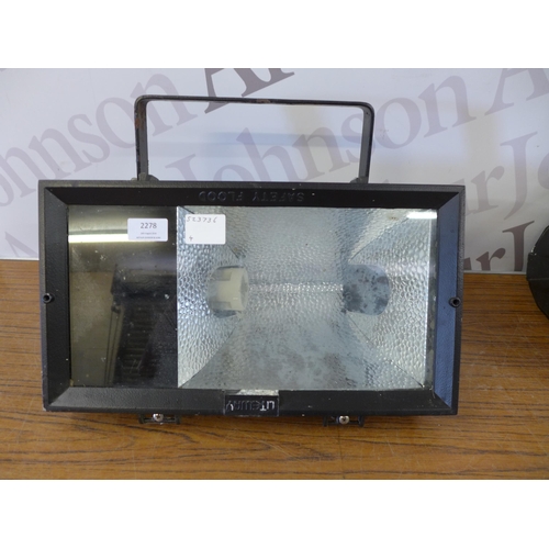 2278 - 2 large exterior Liteway floodlights - LFS70