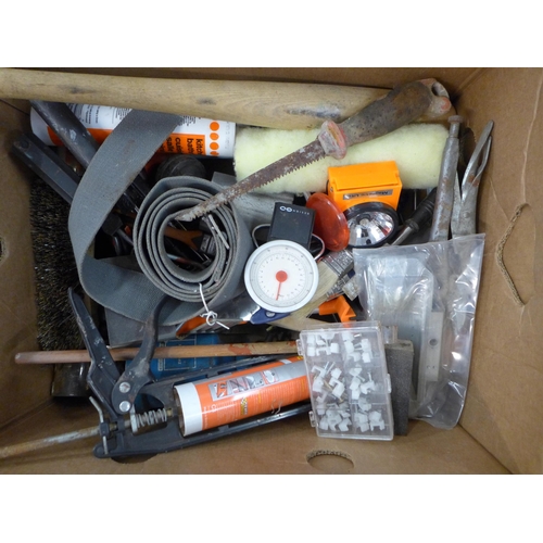 2289 - 3 boxes of assorted vintage hand tools and other DIY related items including a Fiskars W52 weed pull... 