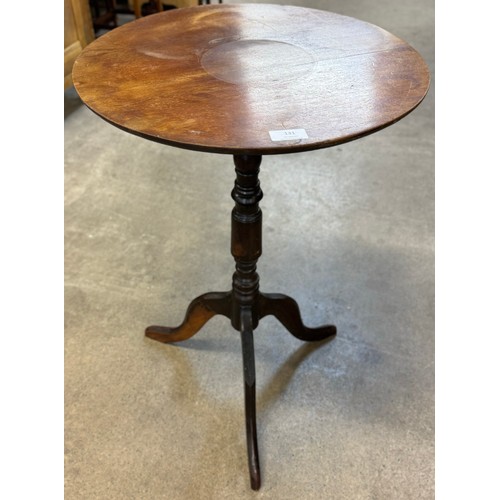 131 - A Victorian mahogany tripod lamp table