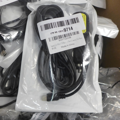 2066 - A quantity of 12v in-car power supplies - some single socket, some double socket (approximately 30 o... 