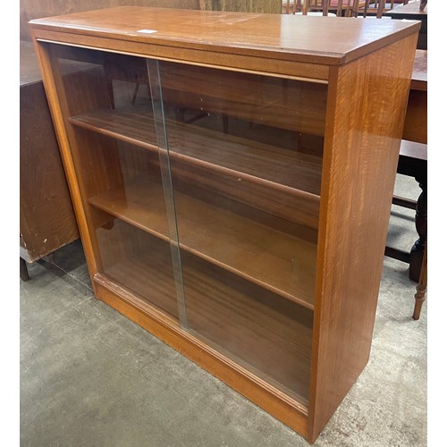 70 - A Legate Furniture teak bookcase